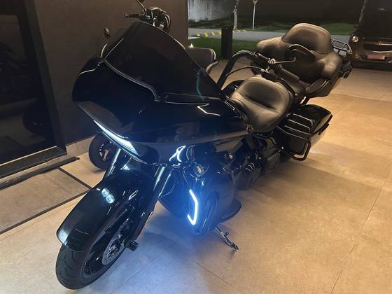HARLEY-DAVIDSON ROAD GLIDE LIMITED 